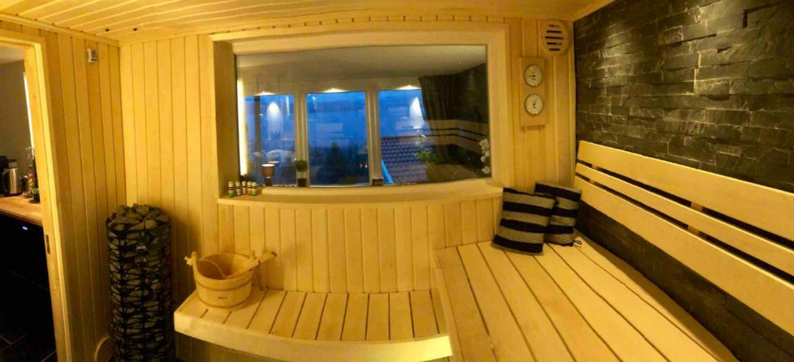 Lovely Studio Apartment Seaview & Private Sauna Lerum község Kültér fotó